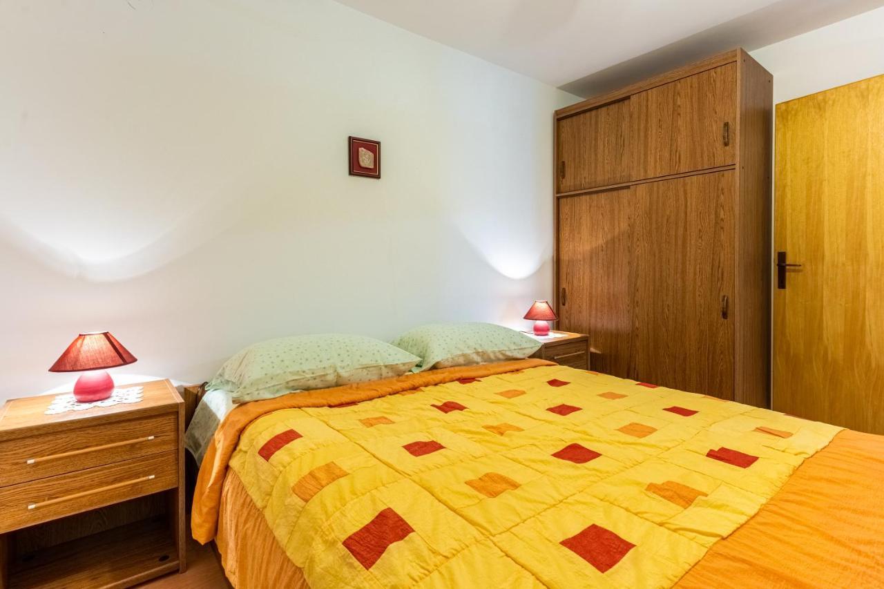 Kovacine Apartment Црес Экстерьер фото